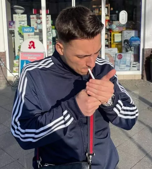 “Lad lights up” …