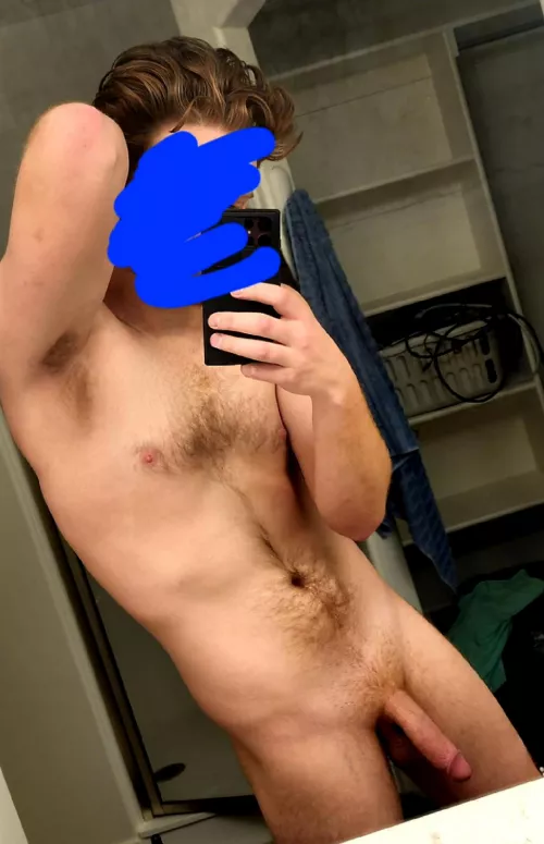 late night nudes for you 😘