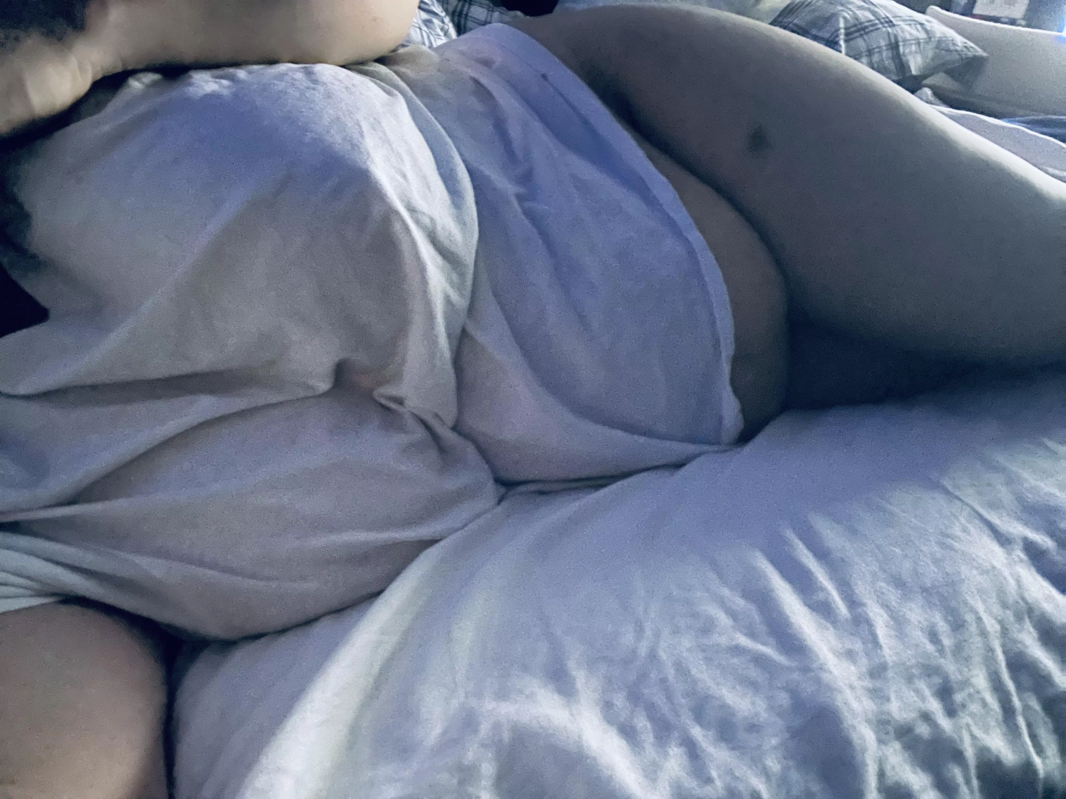 Lazy sundays are my favorite 💦💦