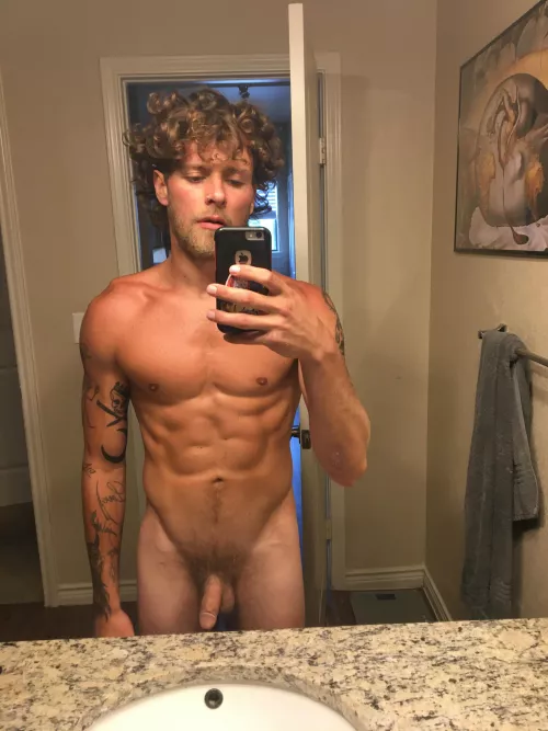 Lemme be the cherry on top of your weekend 😈♥️