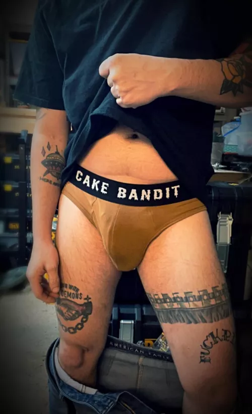 Lemme get that cake 😈🍑