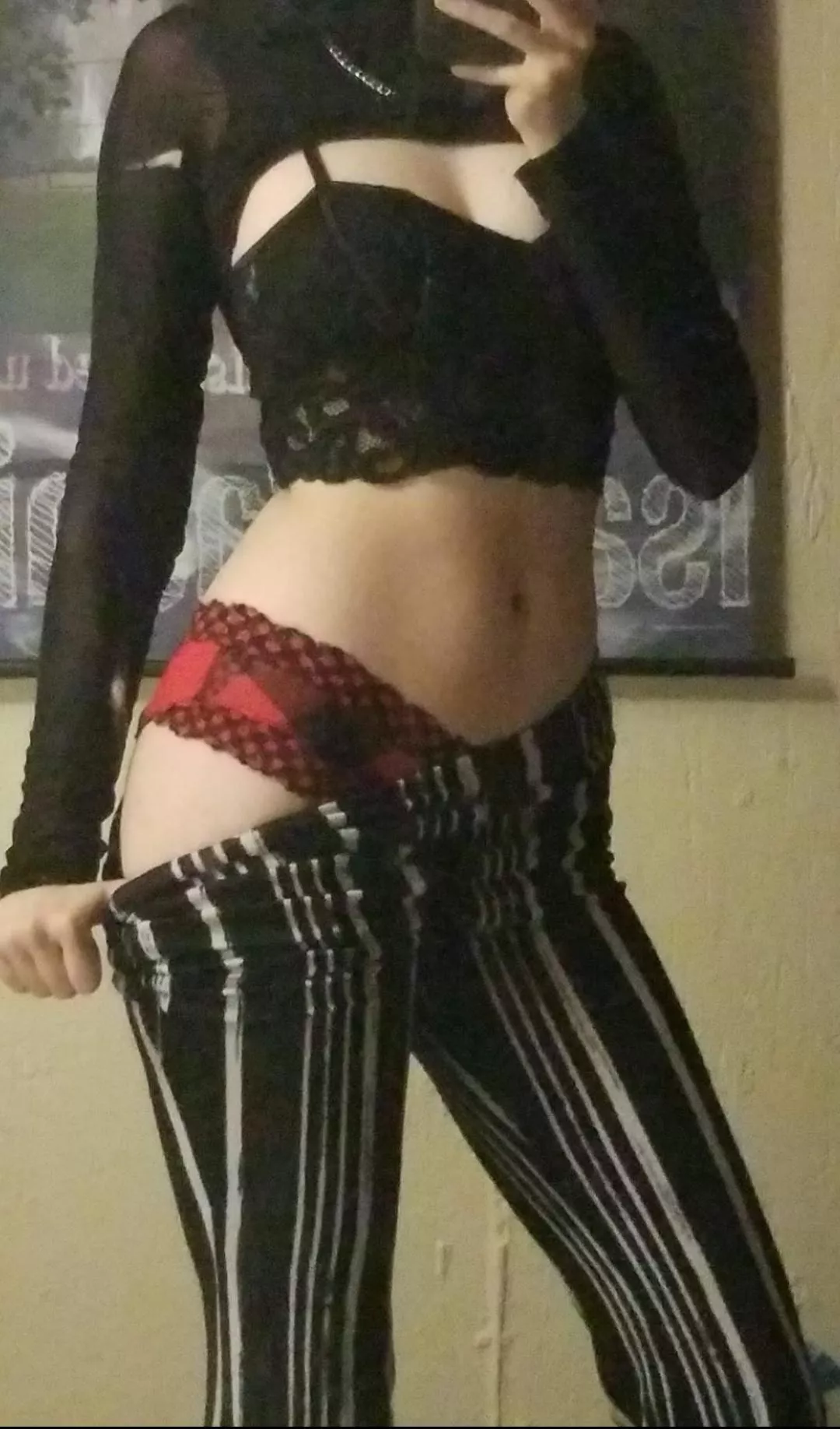 let me be your shy goth gf? 🥺