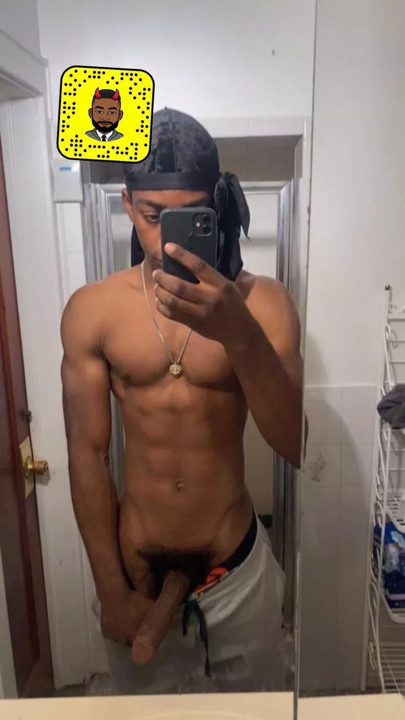 Let me shove it down your throat. Content only for 20 today 😏🥜