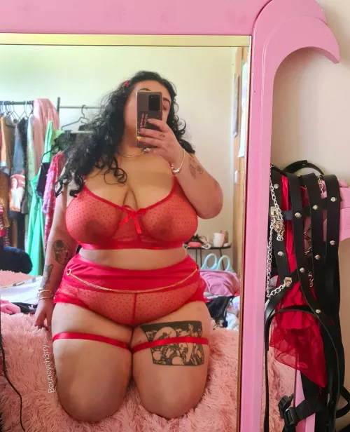 Let me smother you? ❤️🔥