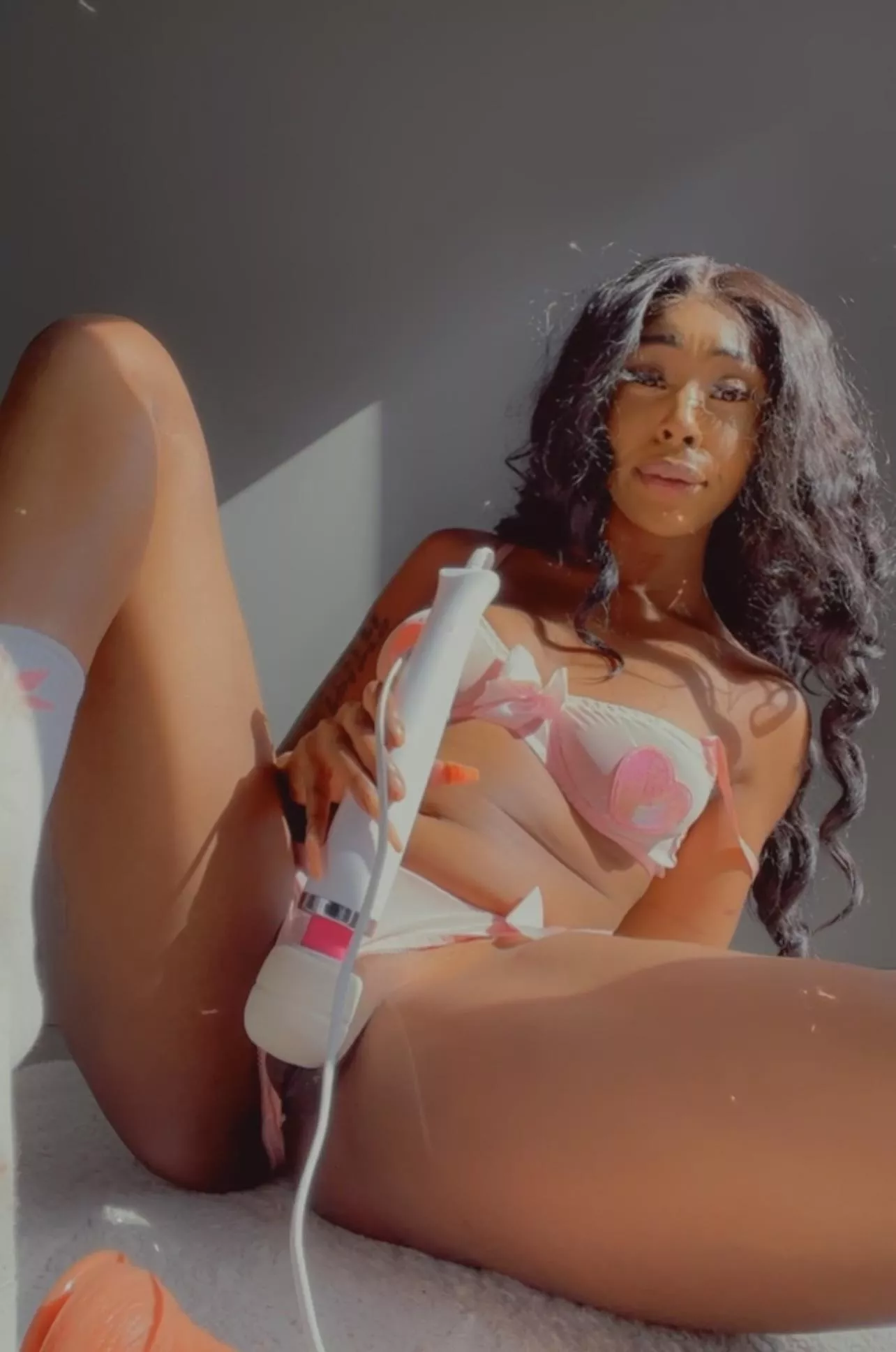 Let’s cum freaking hard babes