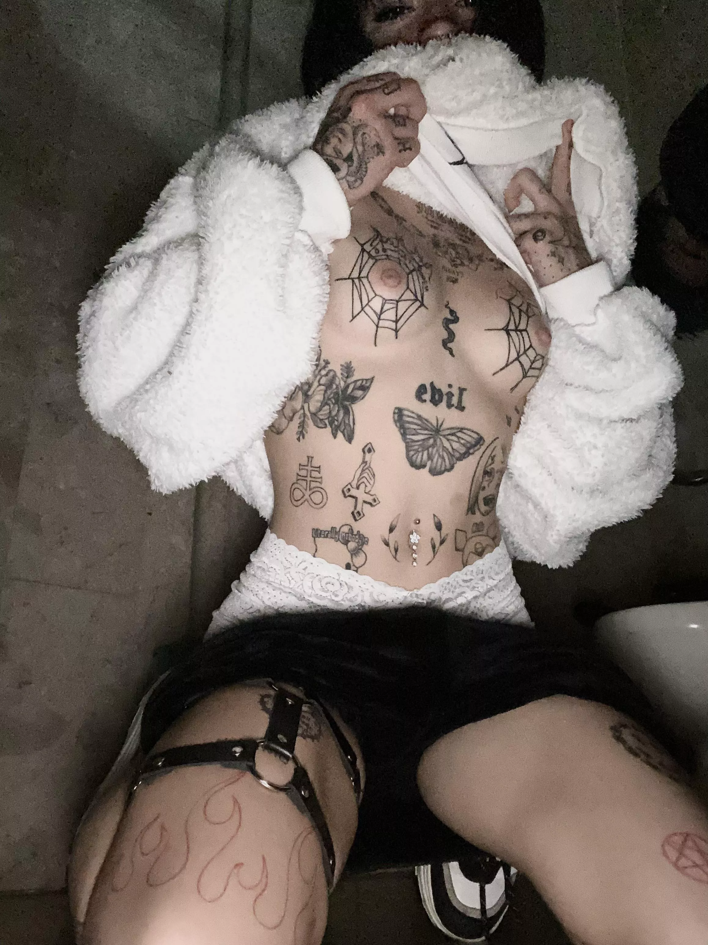 let's fuck fast that they can see us..