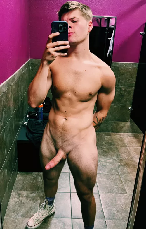 Let’s fuck in the locker room ;)