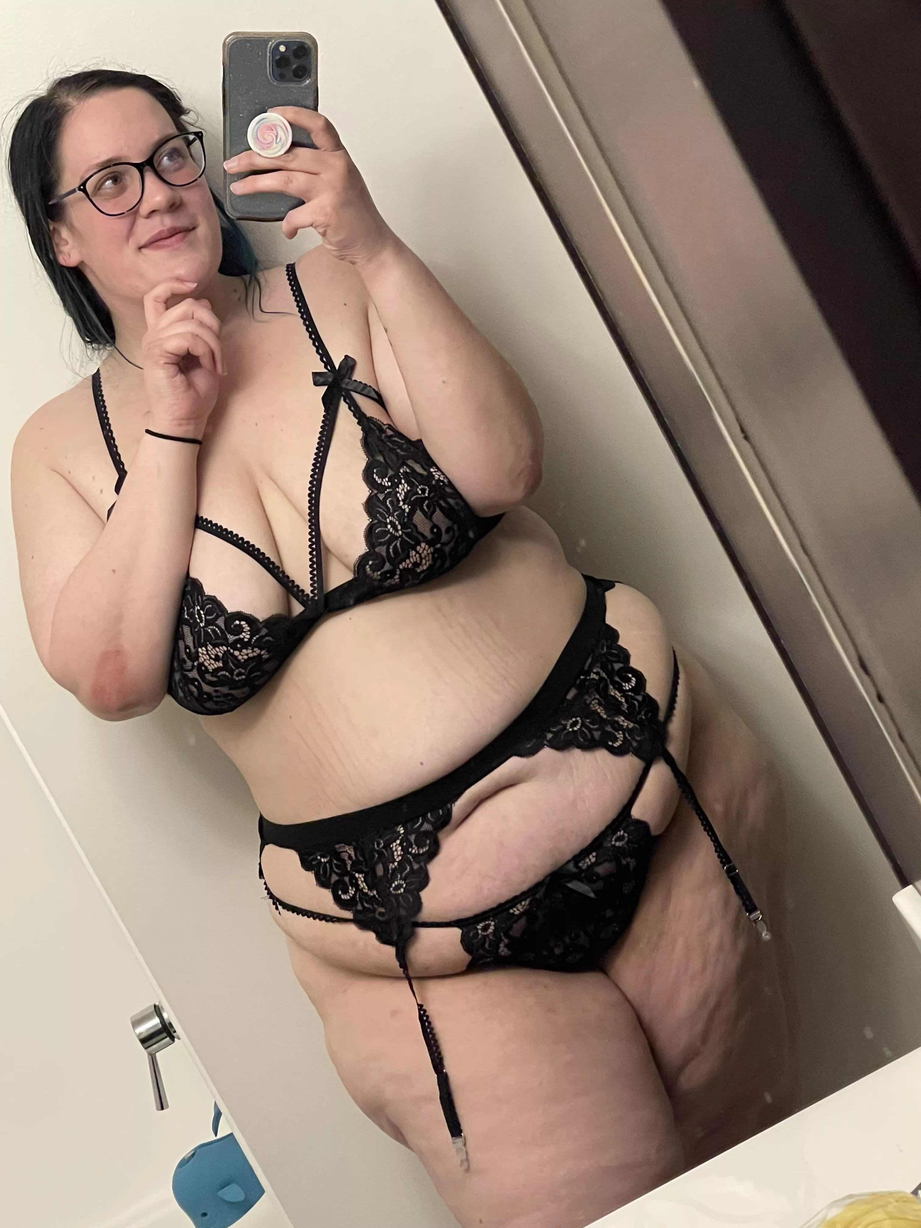 Let’s have some fun, this lingerie would look better on the floor 😈