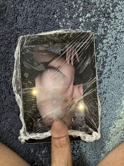 let’s hope her boyfriend doesn’t find out that she requested me to trib her 🤭