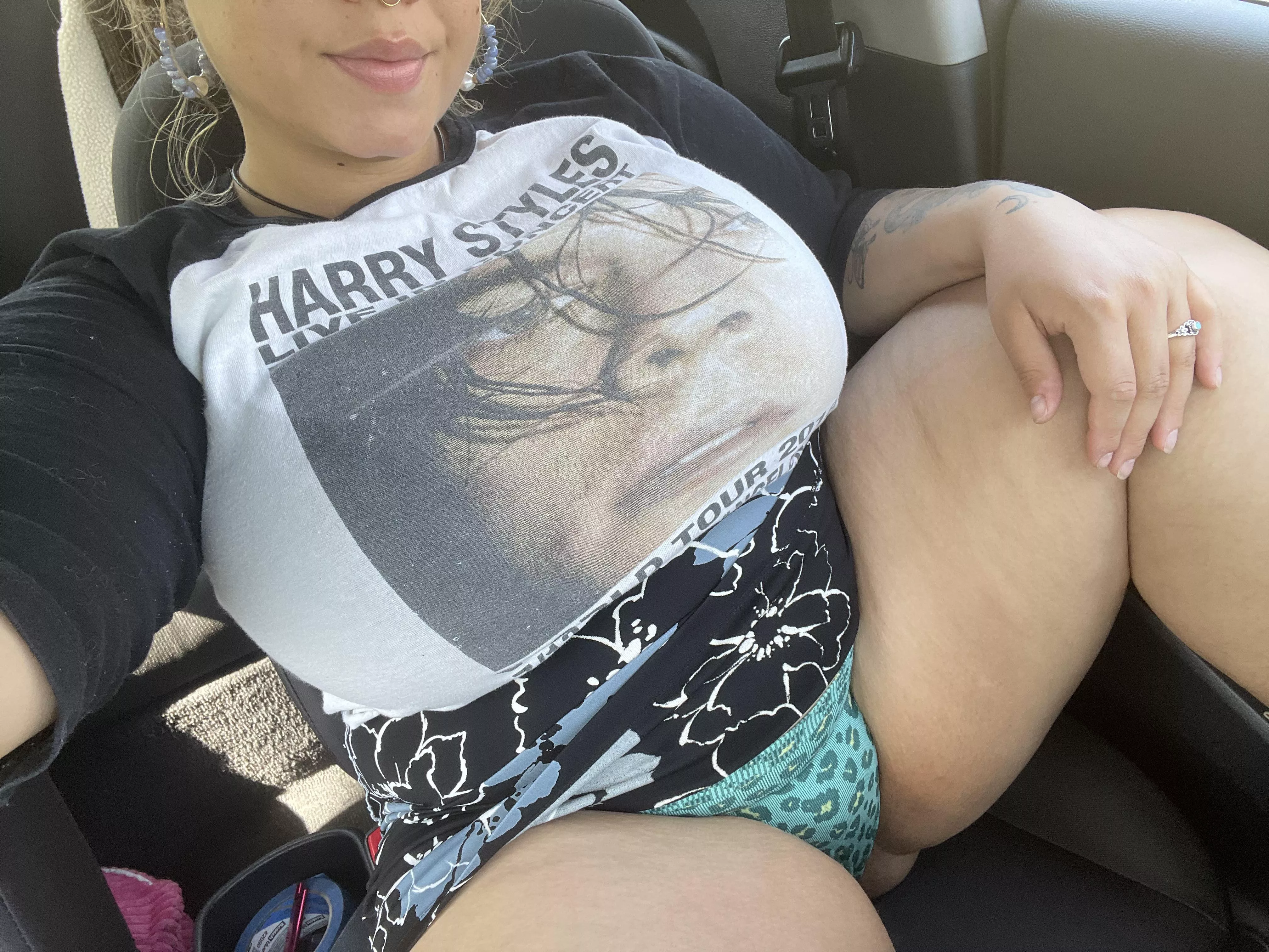 let’s smoke n fool around