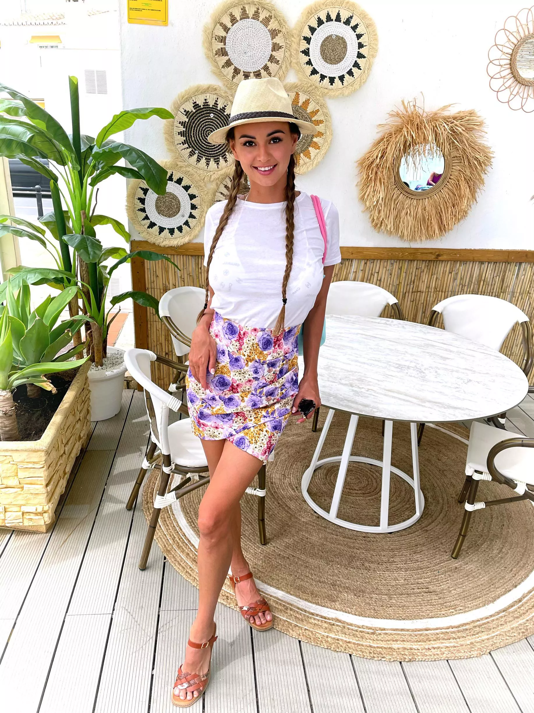 Let’s this sunny days brings the happiness to your life