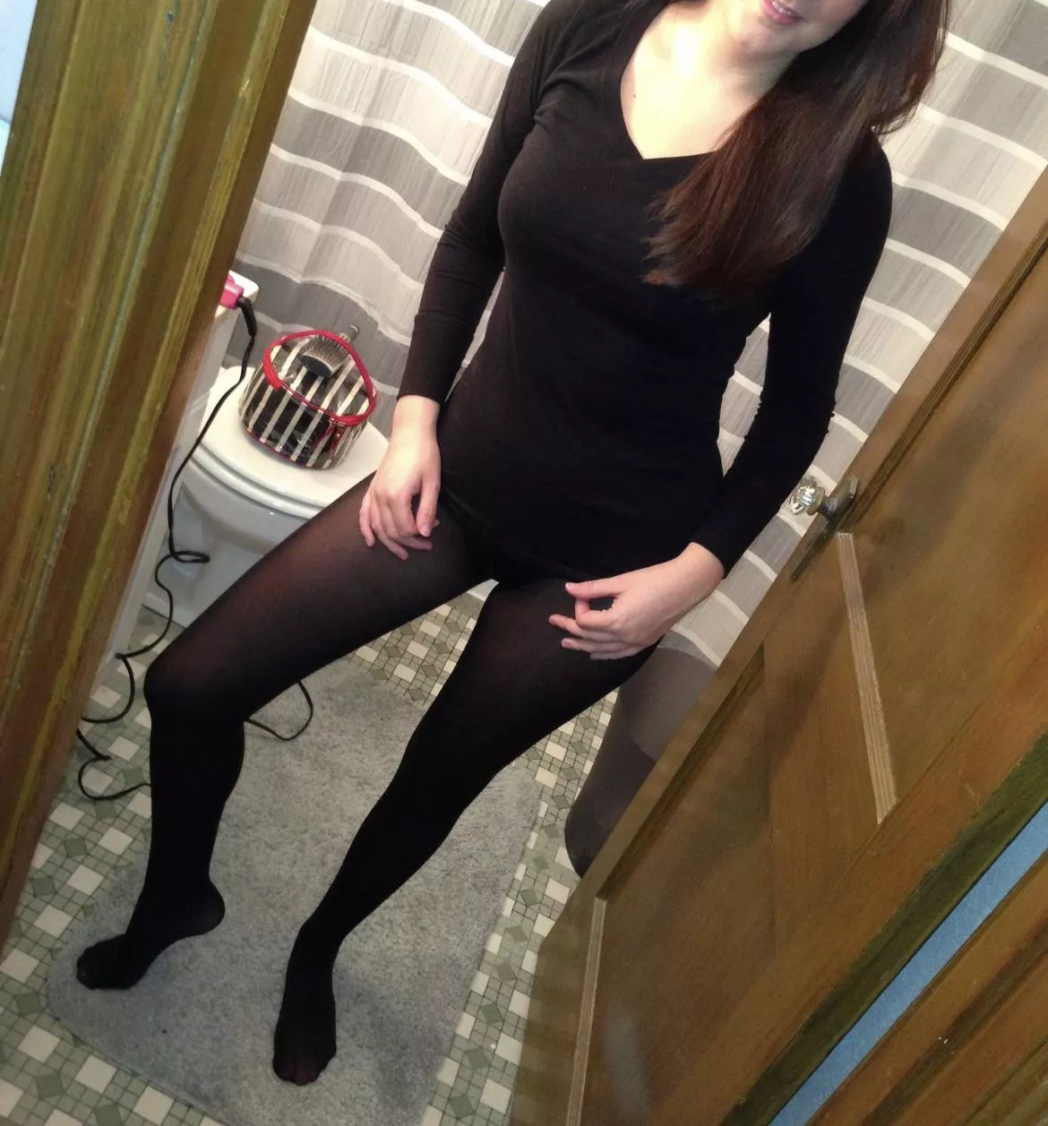 Let’s trade pics of your wife/gf on Kik. My username is junk2000. This is my wife.