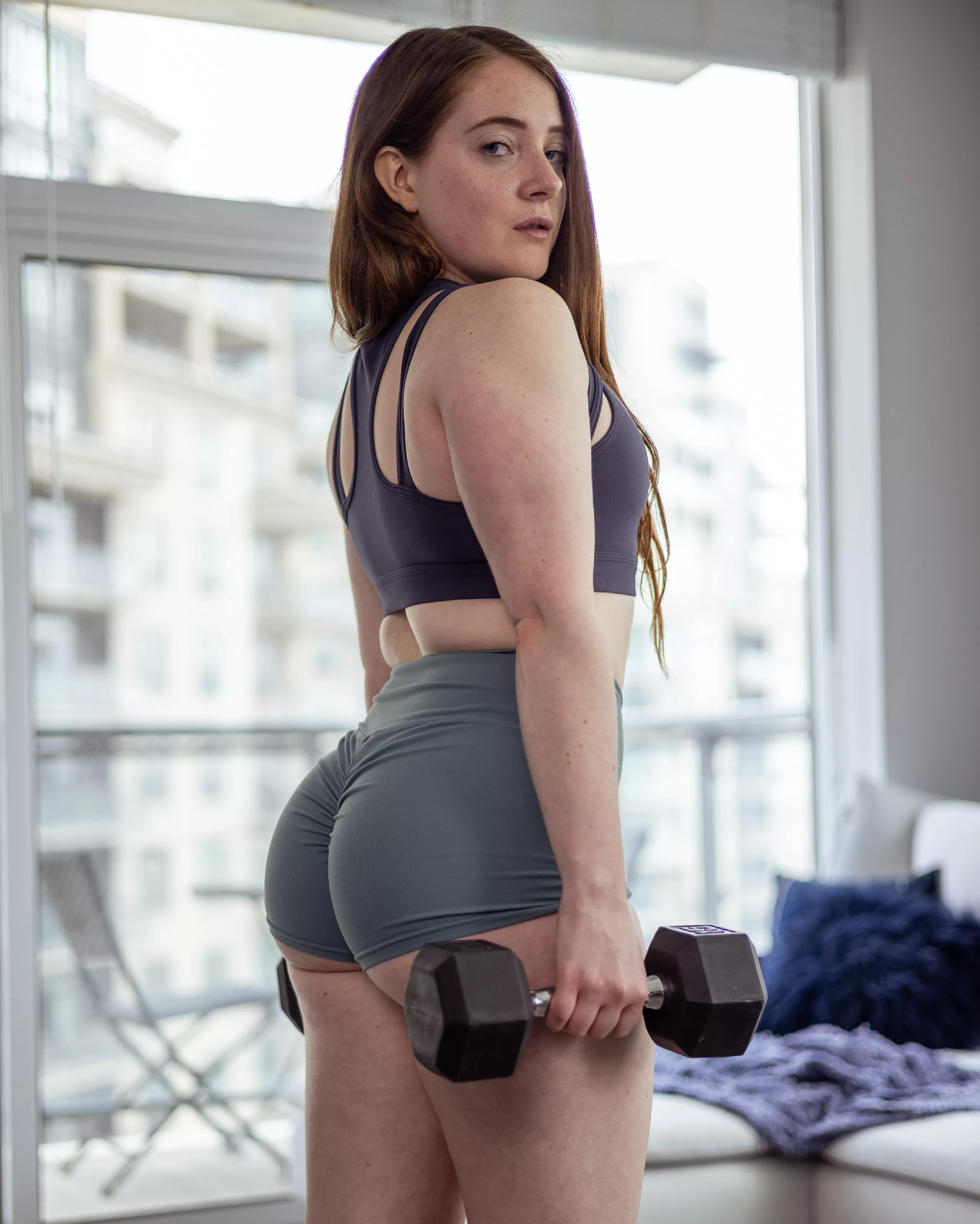 Like a girl thick but fit?