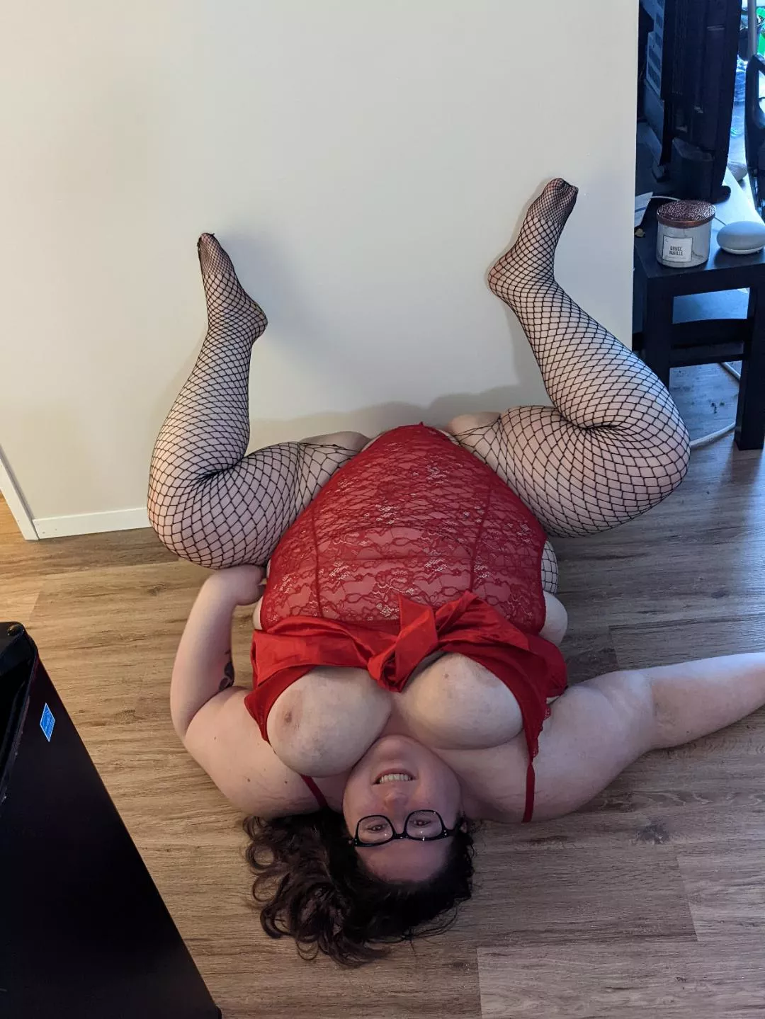 Lingerie and fishnets kind of Saturday! ☺️☺️