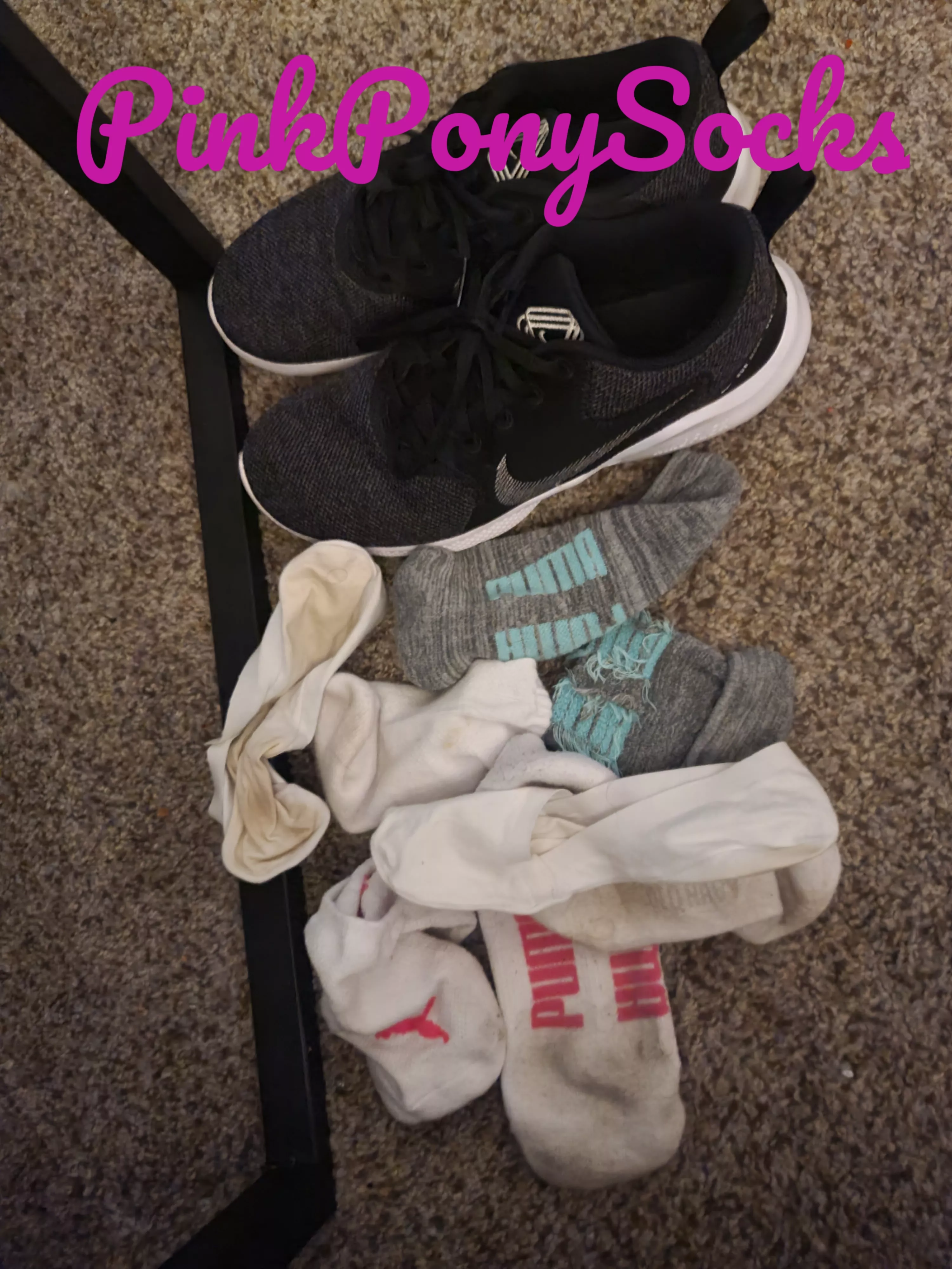 Little bit of BTS of what it looks like to be a stinky sock girl. Buy my socks guys, my room is starting to smell. -PinkPony