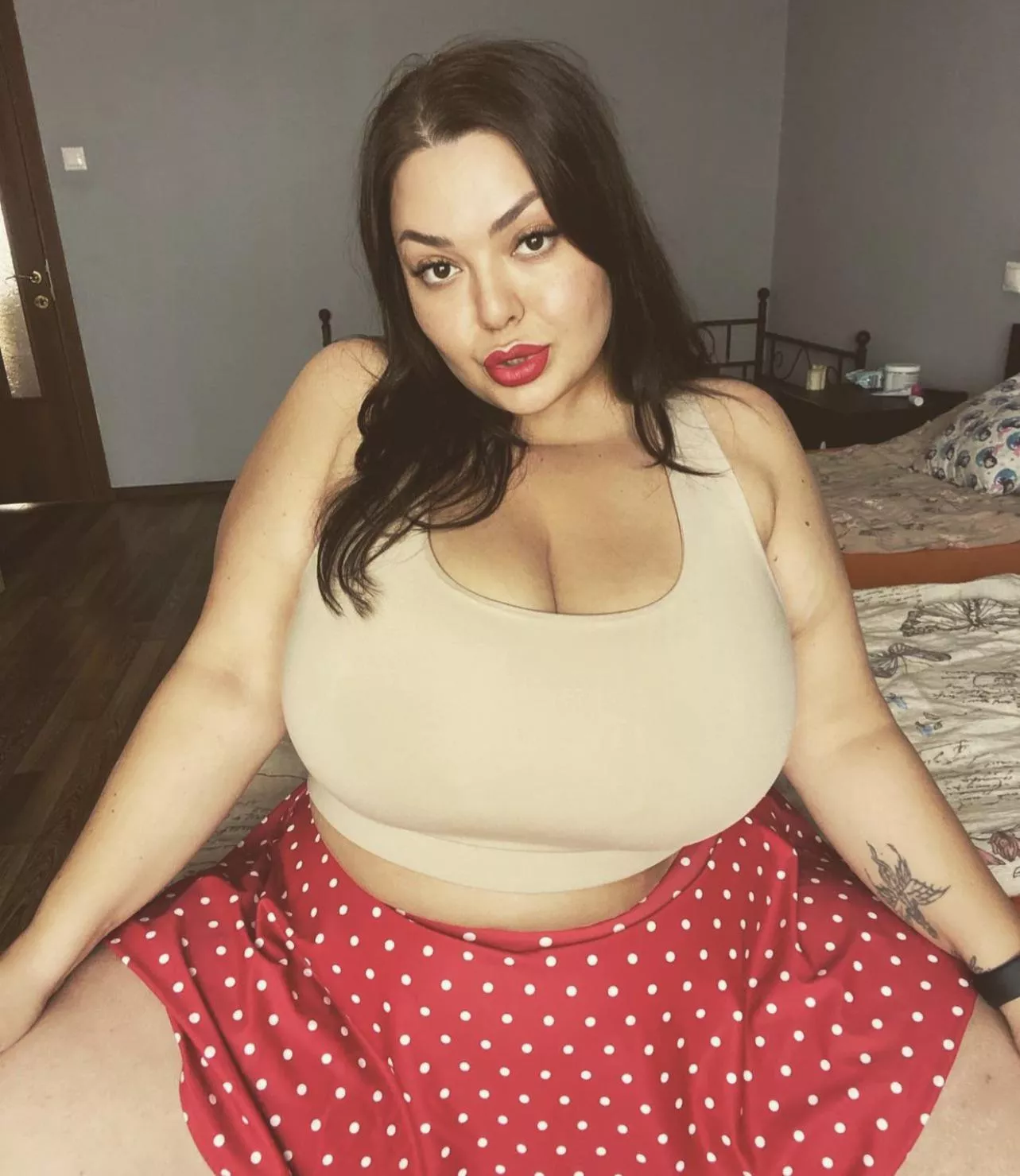 Little Red Riding Juggs