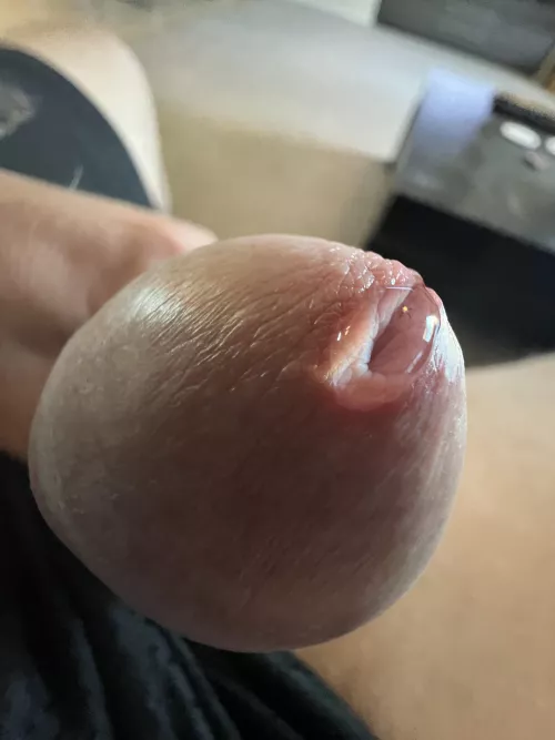 Lol at the ceiling fan reflected in the bubble 💦