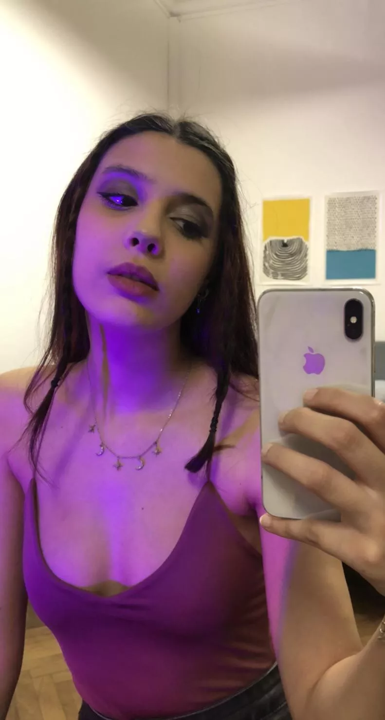 look me in the eyes maybe?💞🫶