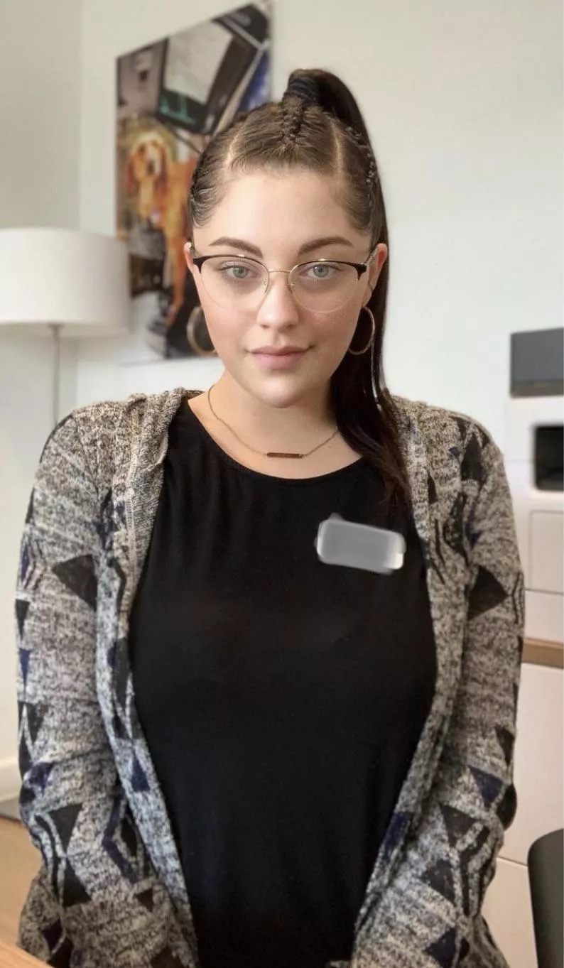 Looking for bbc to fuck my gf while I’m at work