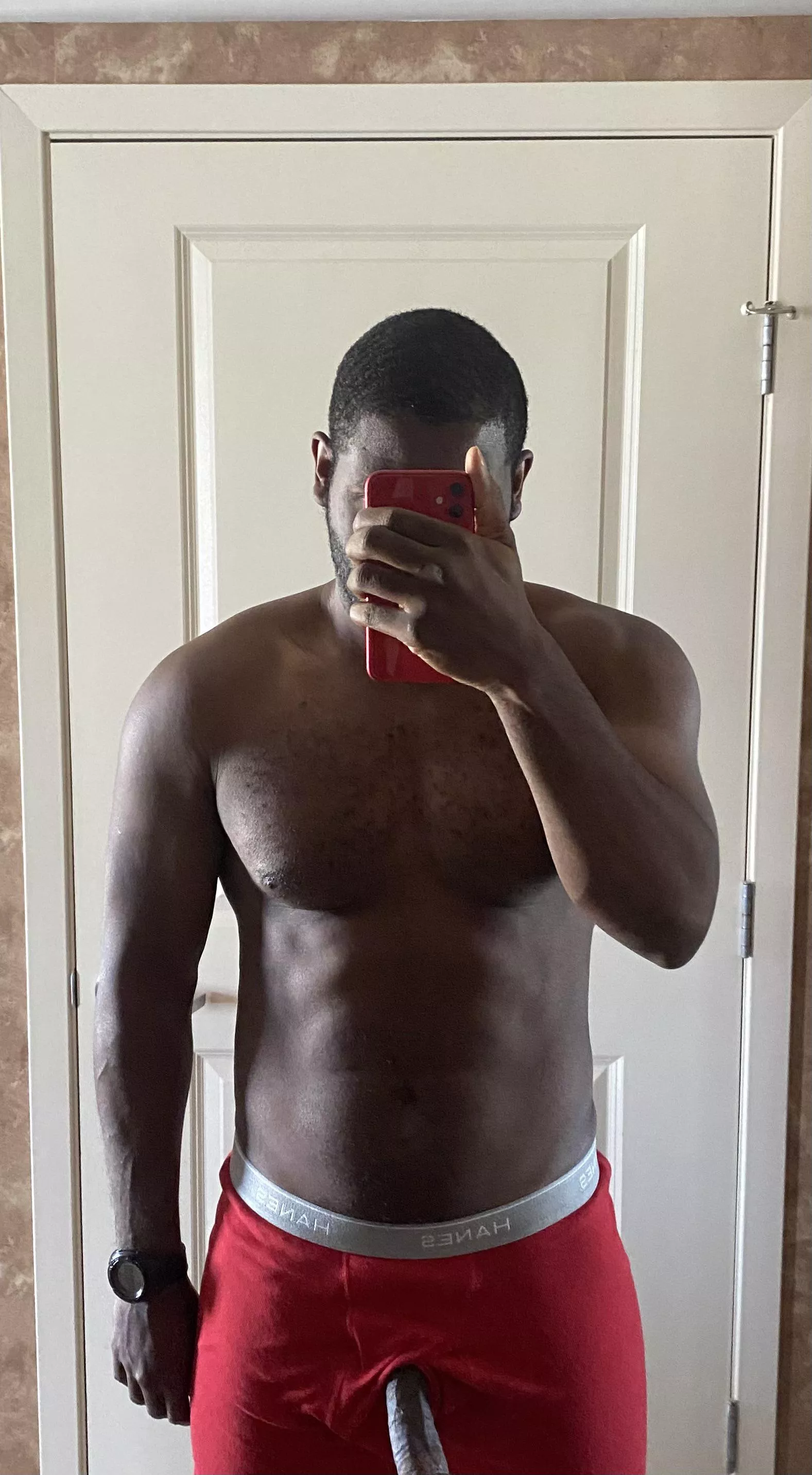 Looking to put the Red in Reddit…All I wanna know is who’s cumming with me🤪?!