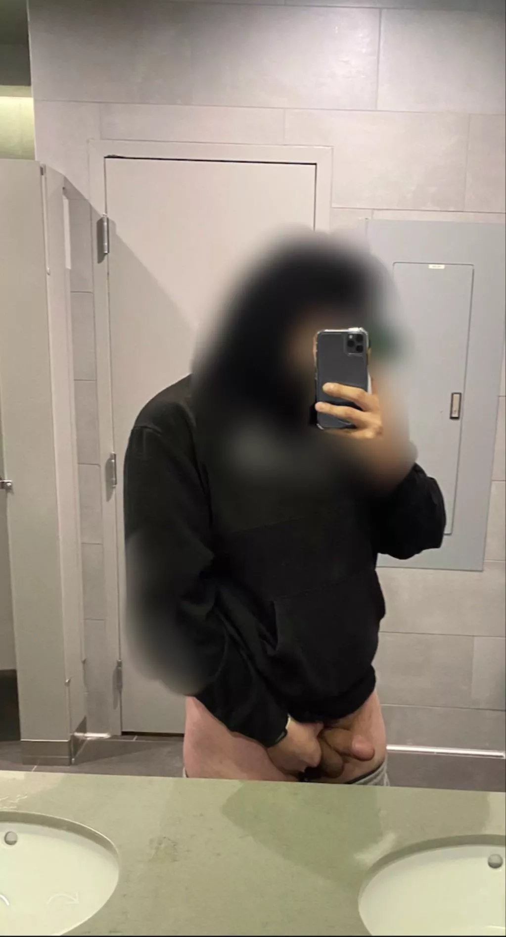 love giving my fatty some fresh air in public bathrooms 🥵🔥😮‍💨