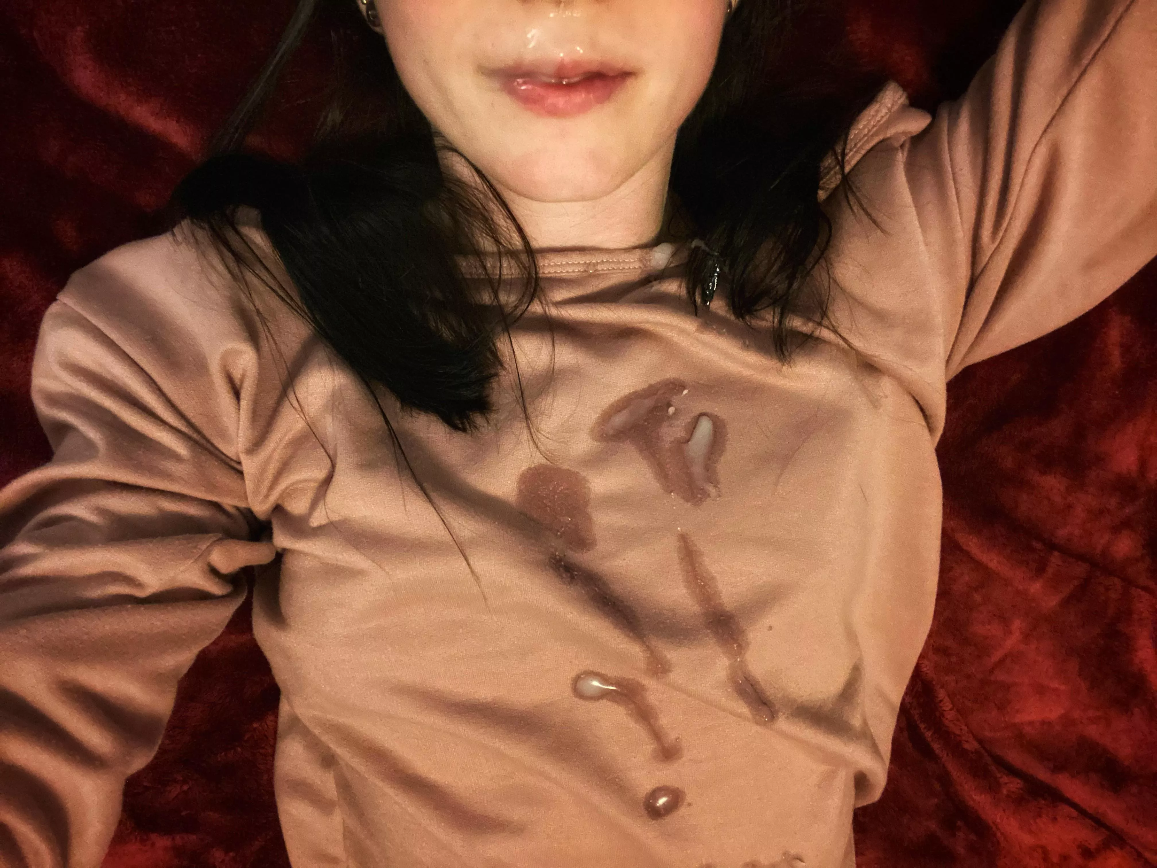 Love the way cum looks on this shirt 😏 (f) OC