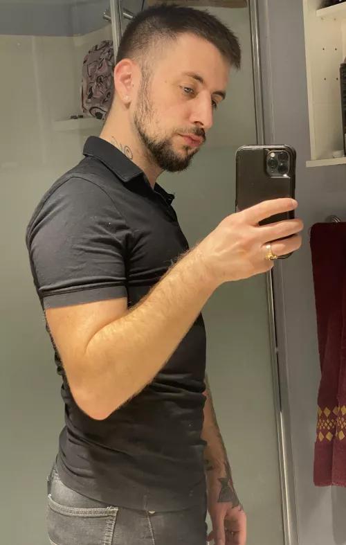 Love this shirt!! ;) 🥰