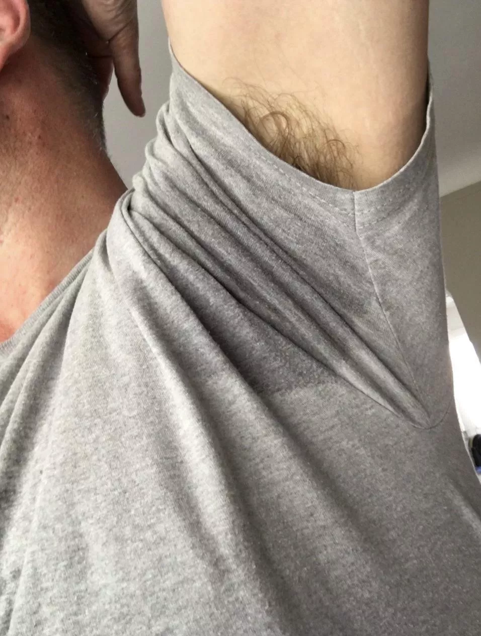 Love when stretching makes my hair peak out of my sweaty pit