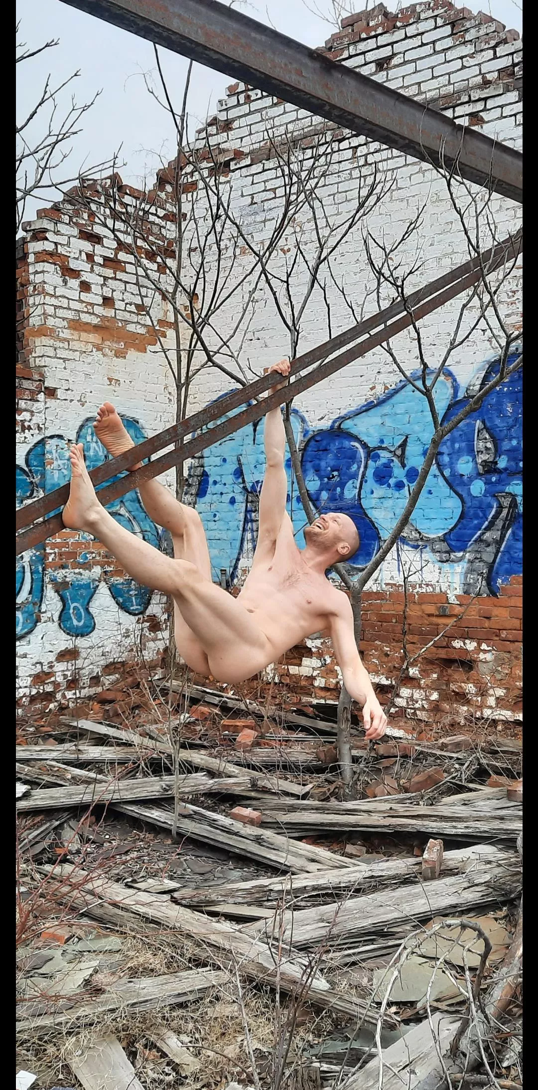 (m) abandony climbing