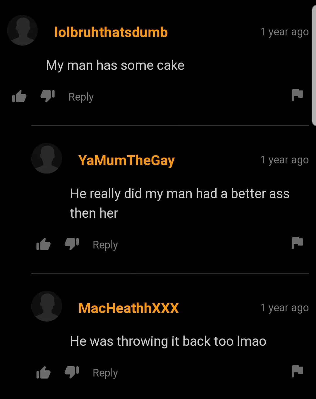 Man is packing on both sides 🥵