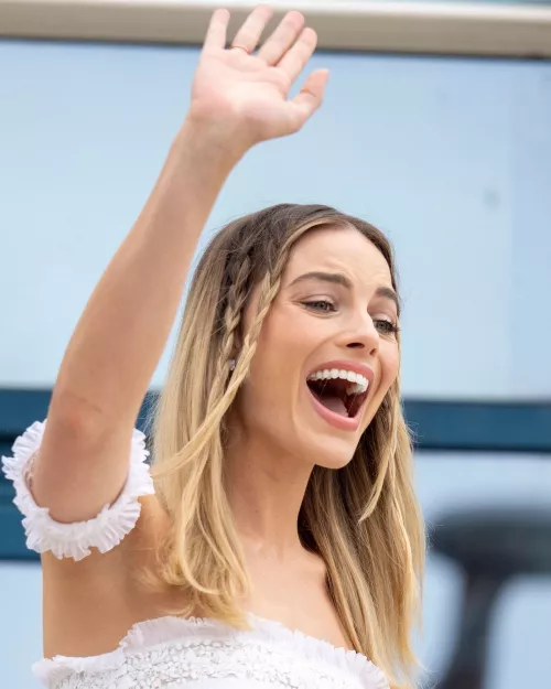 Margot Robbie