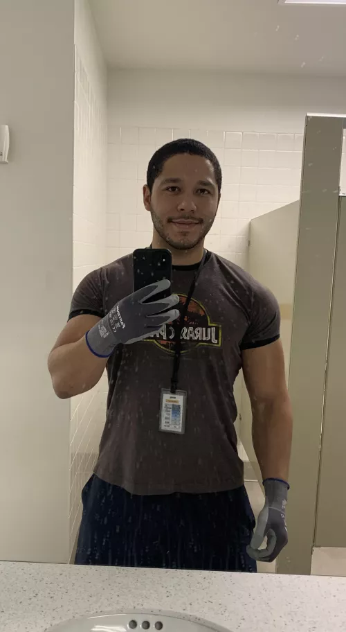 Me at 5am when I finally get to go home 🤩🥳