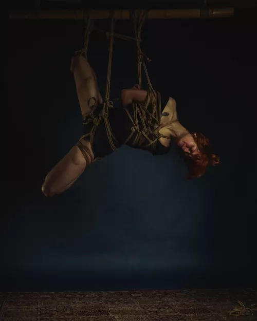 me [NB] tied by my partner Cnr.Aphilia 😌