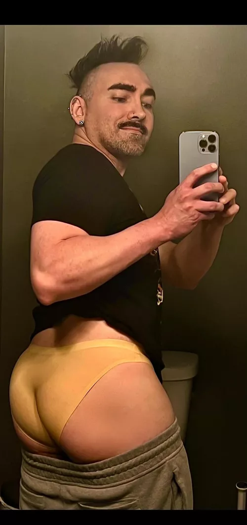 Me wearing my dad’s used briefs. I love to wear em right when he takes em off to go shower. So it’s still warm & sweaty of him