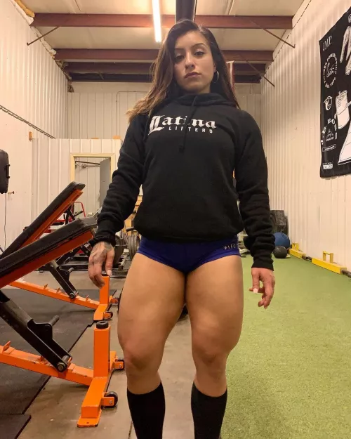 @megustachickenlegs (quads)
