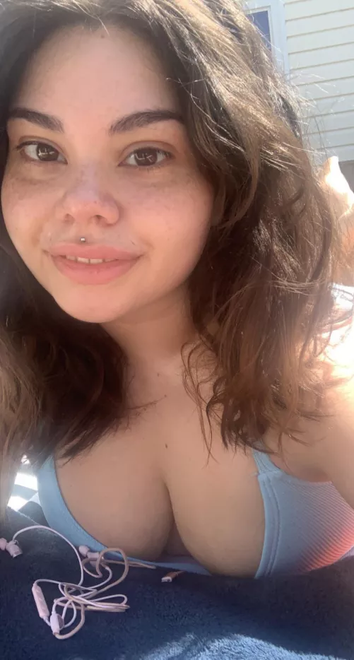 Mexican x Russian. I’m not actually sure which side the freckles come from!