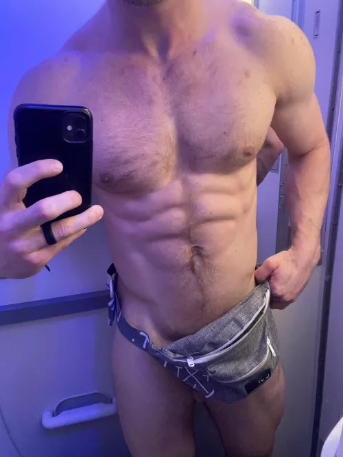 (M)ile high club anyone?