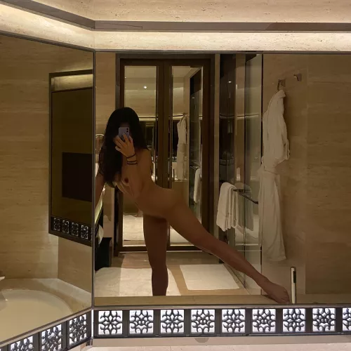 “Mirror, mirror, on the wall…” 😝