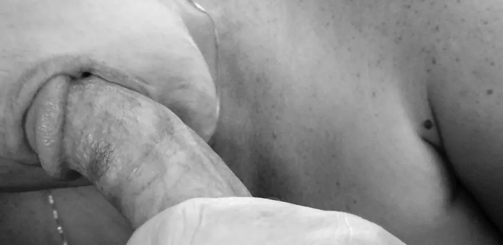 Mmmm I LOVE the way my sexy wife wakes me up on a Sunday morning!