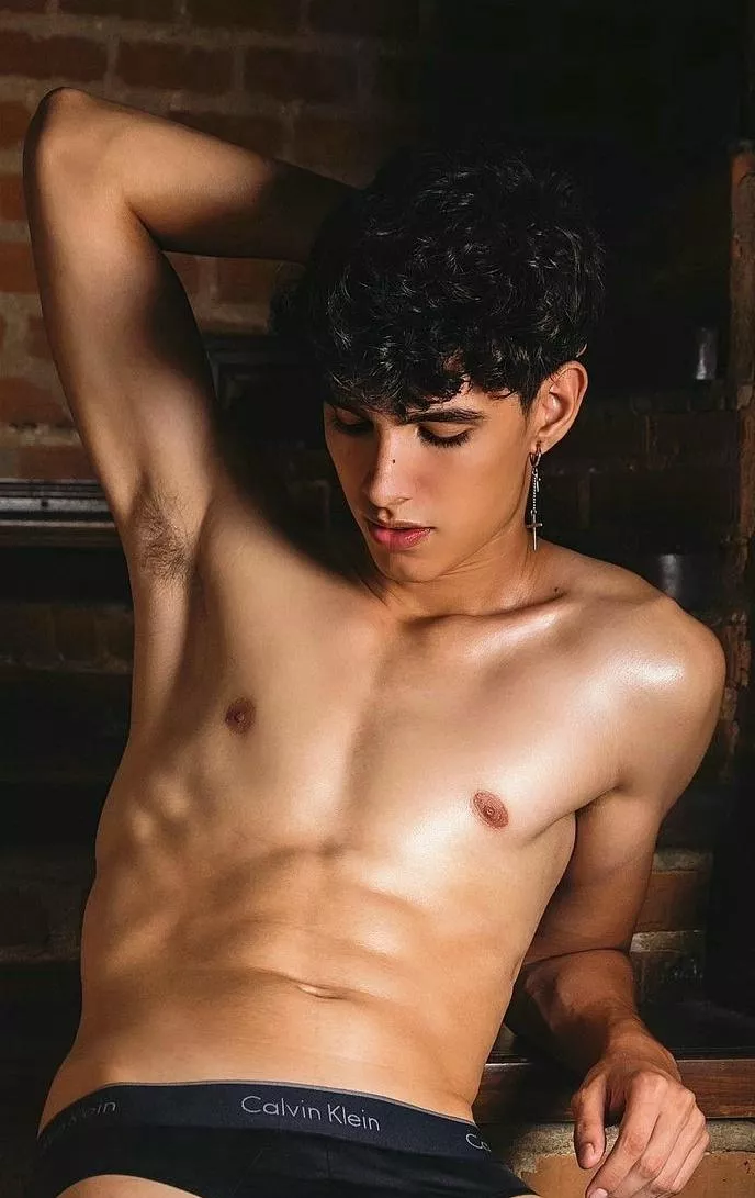 model: Elias...pic posted with permission from the photographer 📸 Jordan Ferreira