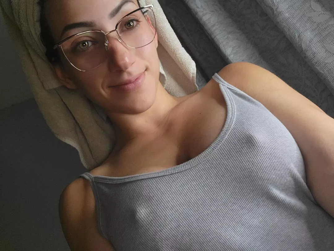 mom fresh out of the shower....I think the girls are still a bit chilly