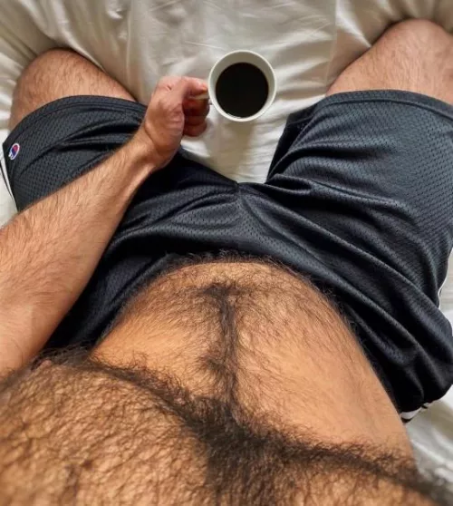 Morning bros… Smash that ⬆️ if you need some coffee in bed to start the day off right. ☕️ [35]