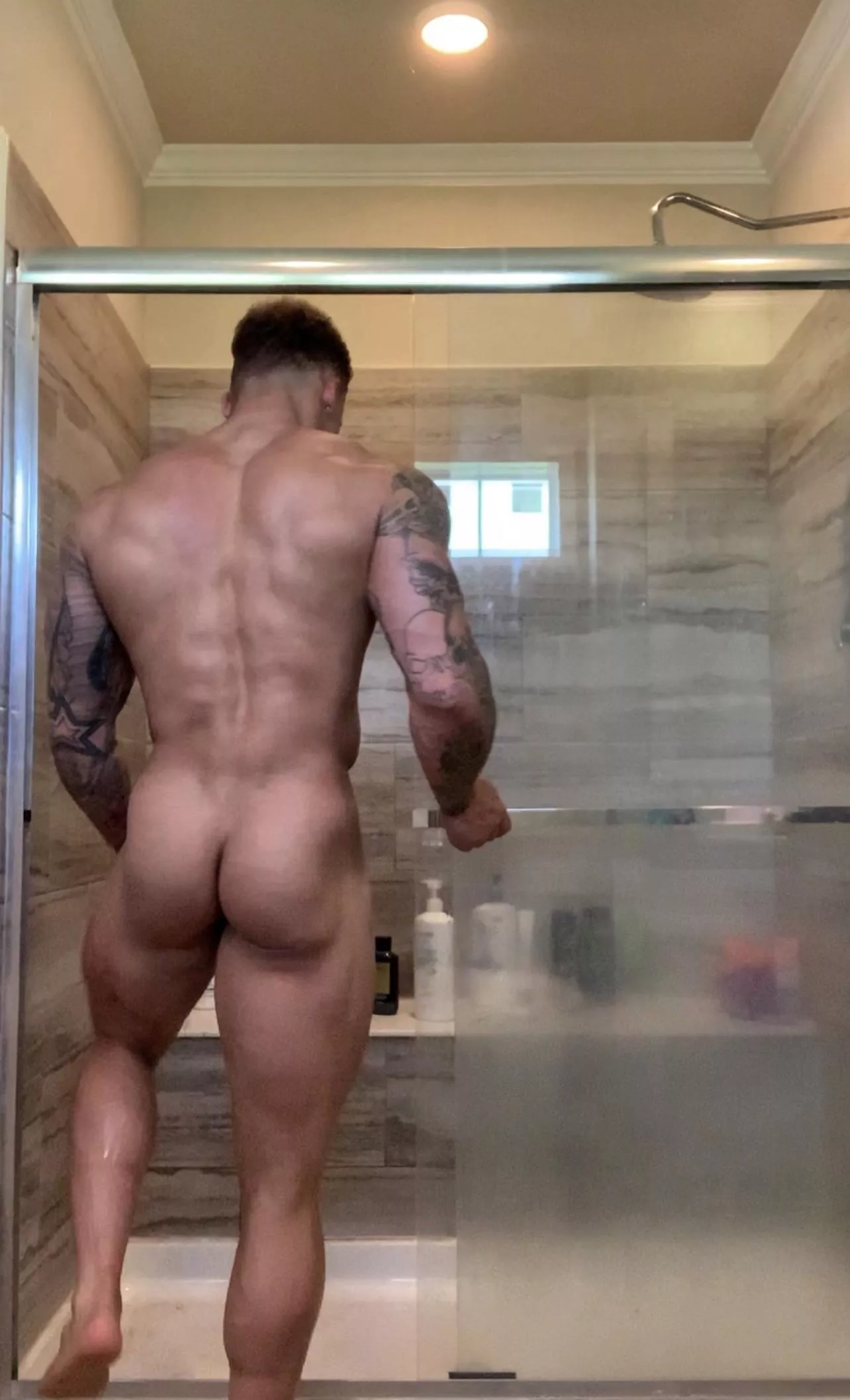 Morning showers 🚿 😏 (26)