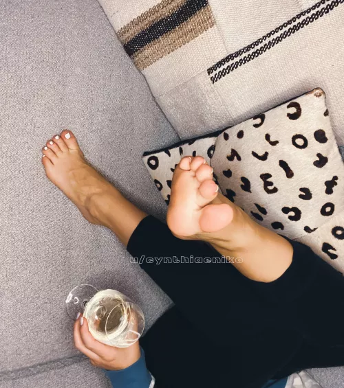 Movie and a snack 😏