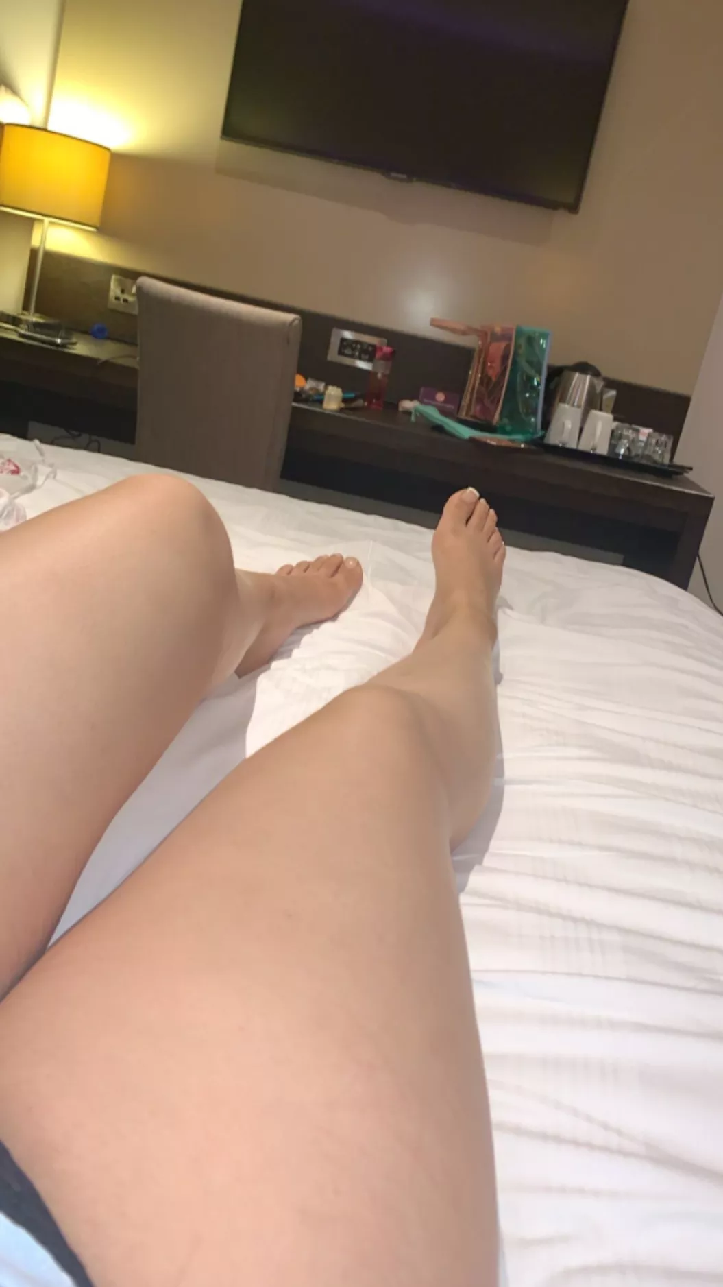 my bf cheated on me and told me I can't get any... gonna prove him wrong tonight[f24]