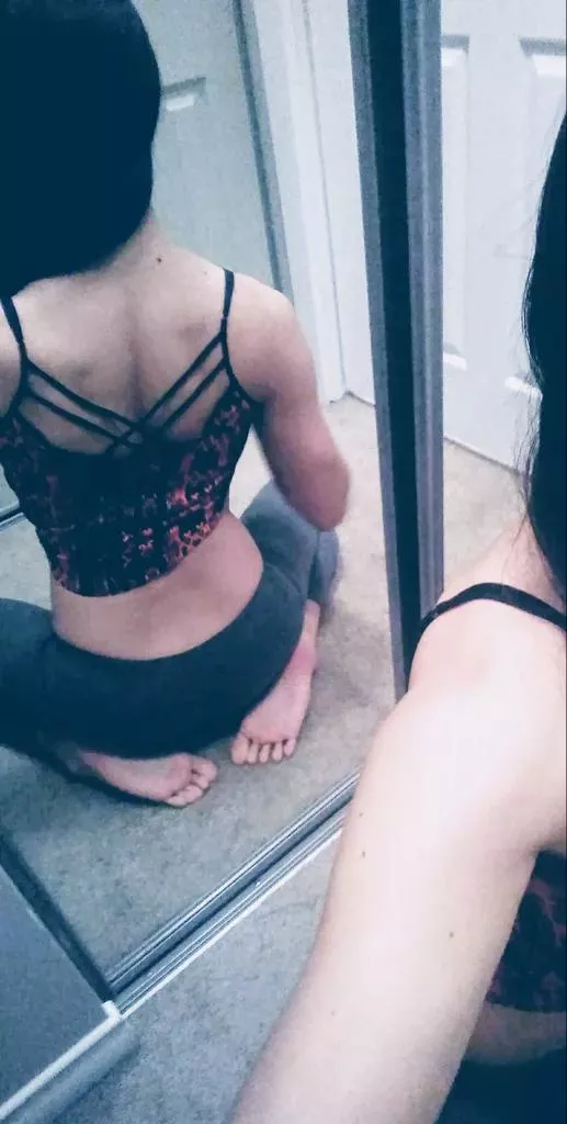 My butt is sitting on my feet 😁