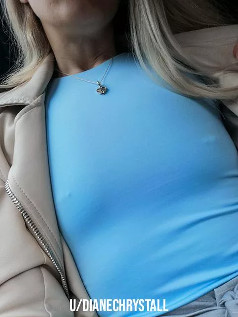 My cute tiny titties without bra! Do you like them? 😜