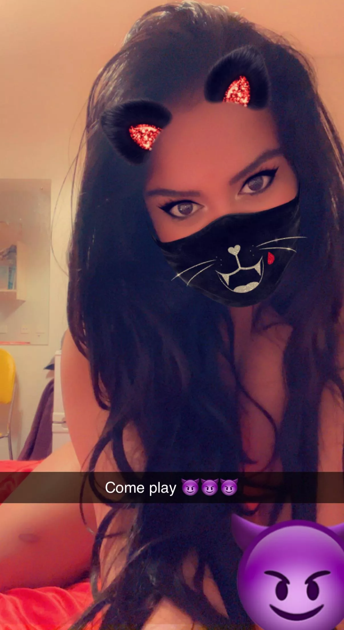 My daily outfit for my white owner 🥺