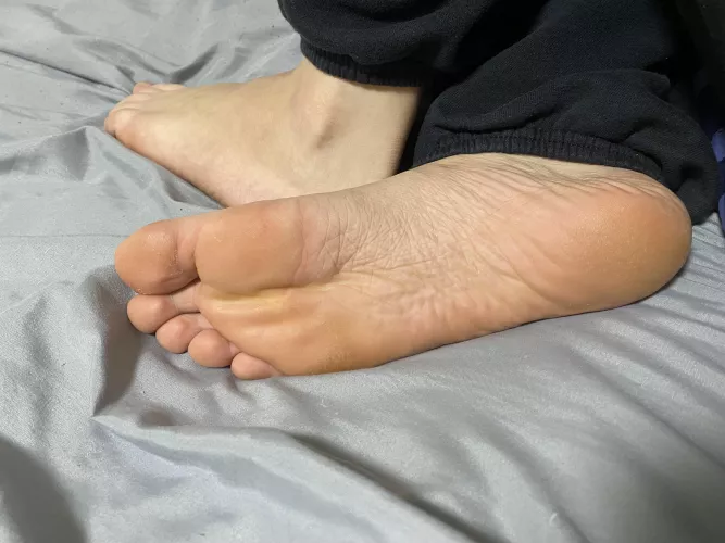 My feet are so tired 😴 Rub them for me 🥺