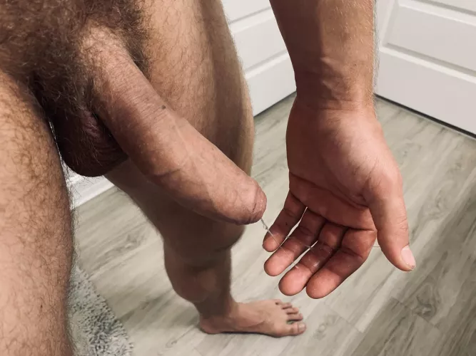 My foreskin makes for a lot of precum 💦